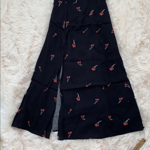 NWT reformation arielle side slit subdress - Picture 6 of 8